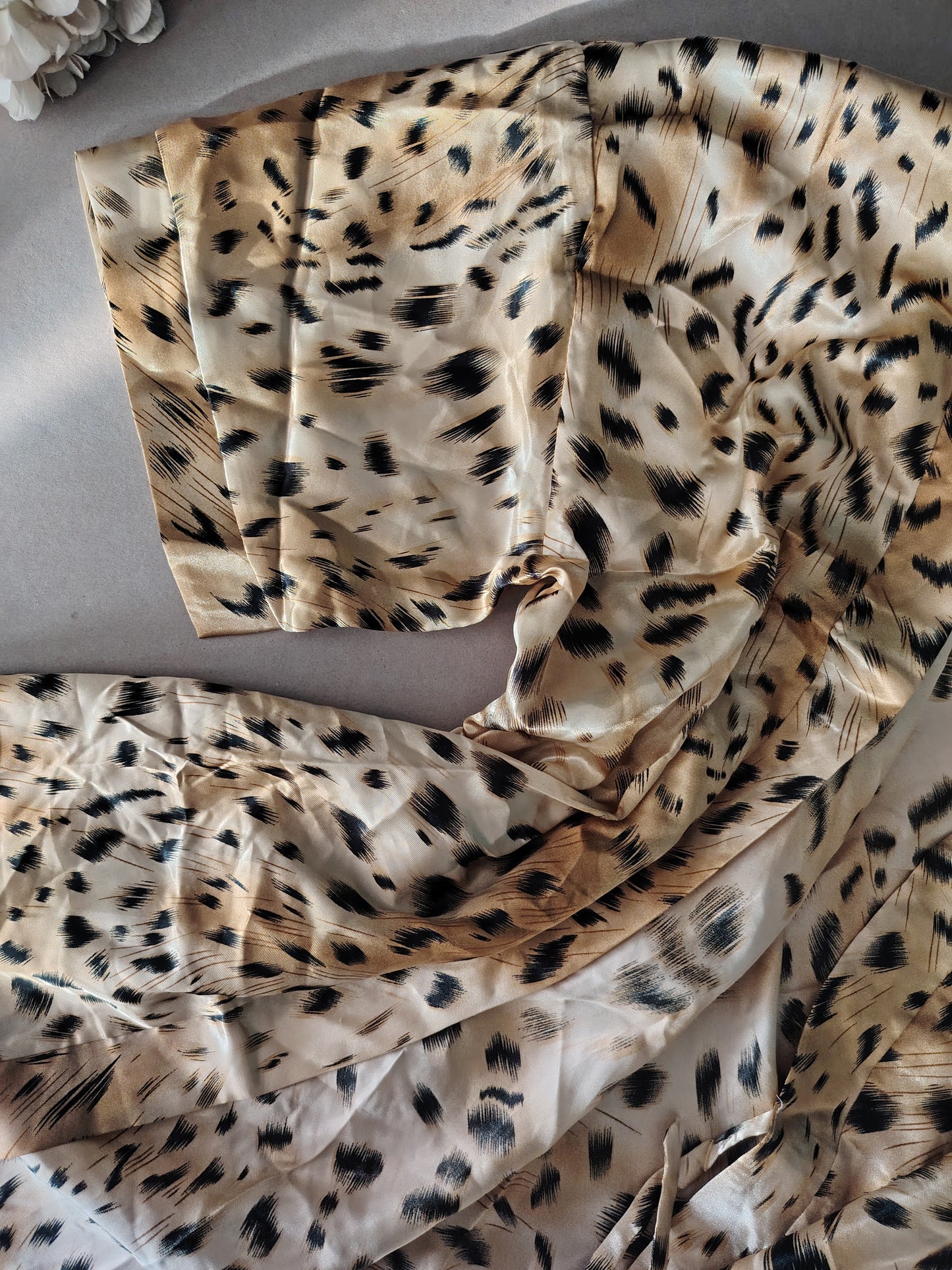 Conjunto Pijama Animal Print 🐅 + Bata